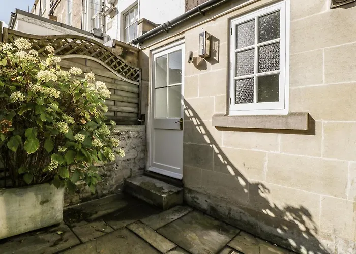 23 Daniel Street Villa Bath